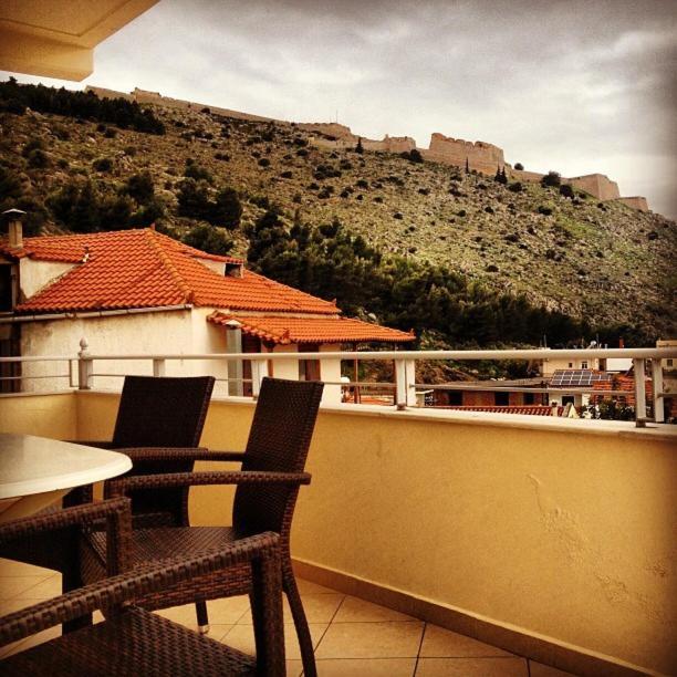 Sunday Apartments Nafplion Rum bild